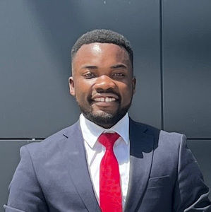 Meet your Posher, Levi